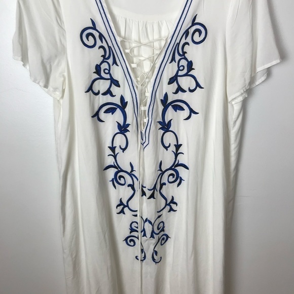 LULUS White V- Neck Tie Embroidery Midi Dress Size L - Picture 2 of 8